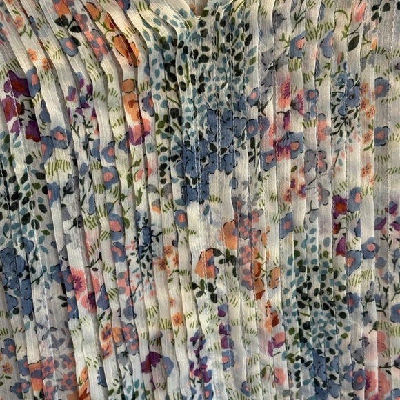 Sundance Floral Pleated Sheer Pintuck Dolman Boho Flowy Blouse Size Medium - Picture 5 of 6
